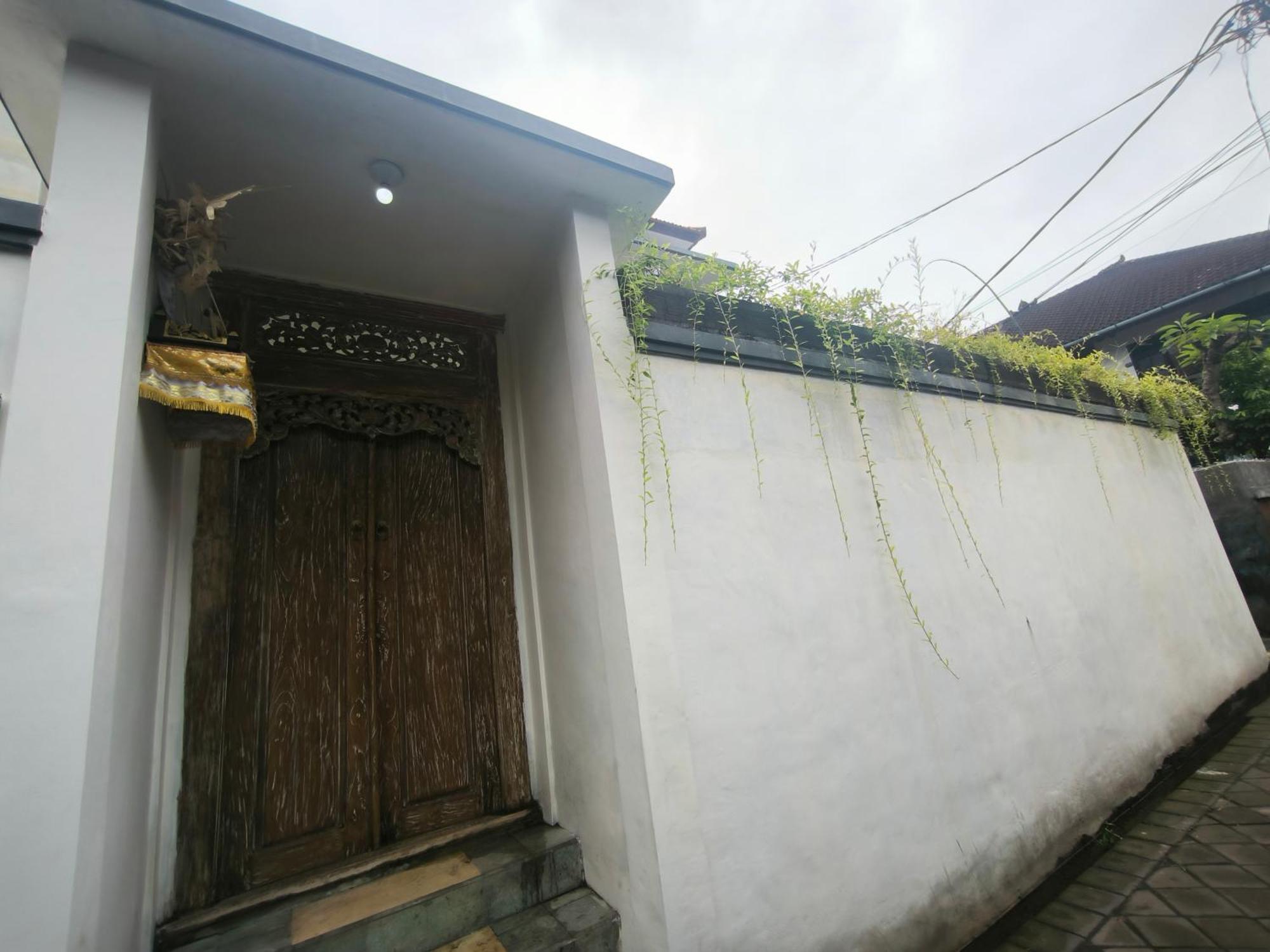 Ken Ken Guest House Seminyak  Bagian luar foto