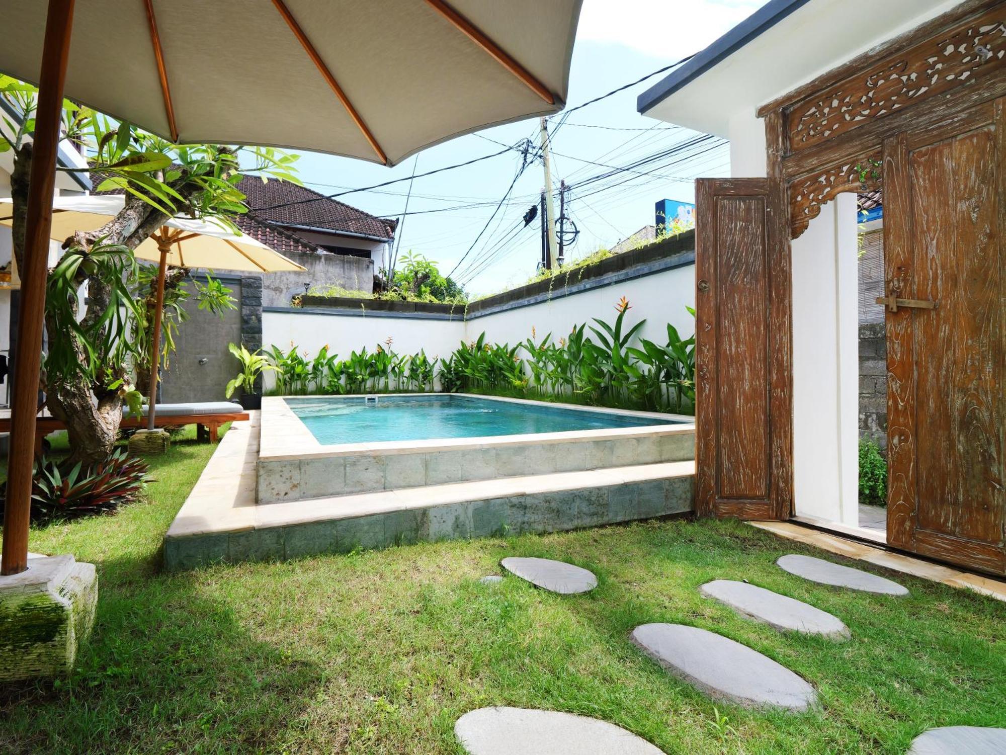 Ken Ken Guest House Seminyak  Bagian luar foto