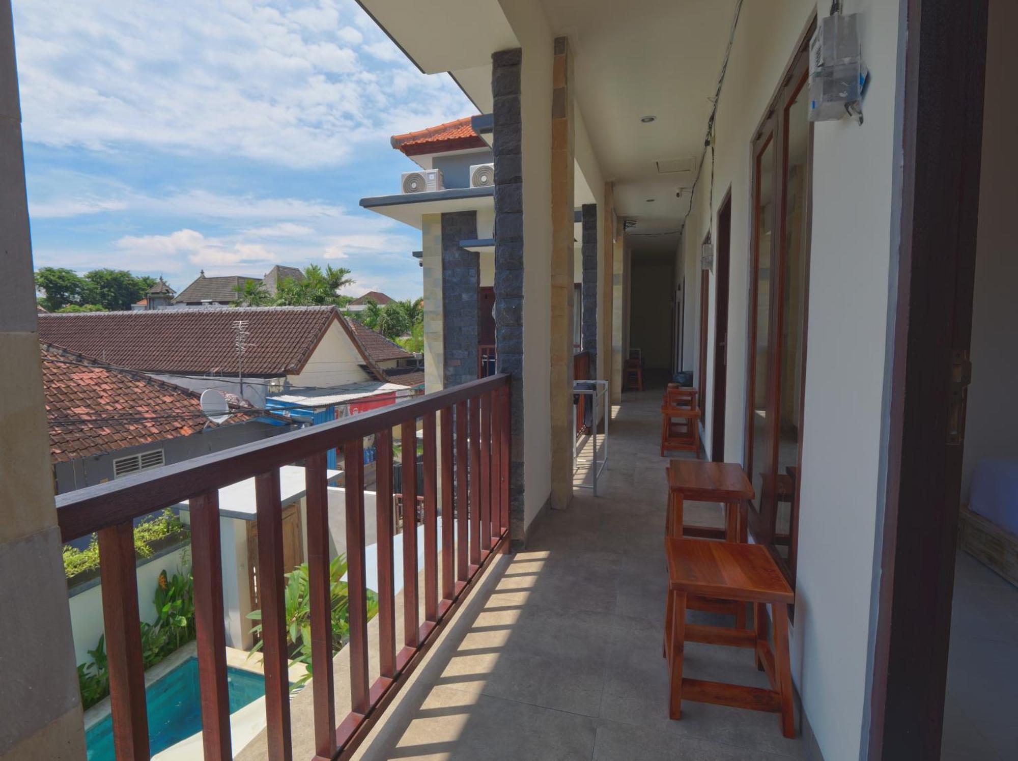 Ken Ken Guest House Seminyak  Bagian luar foto